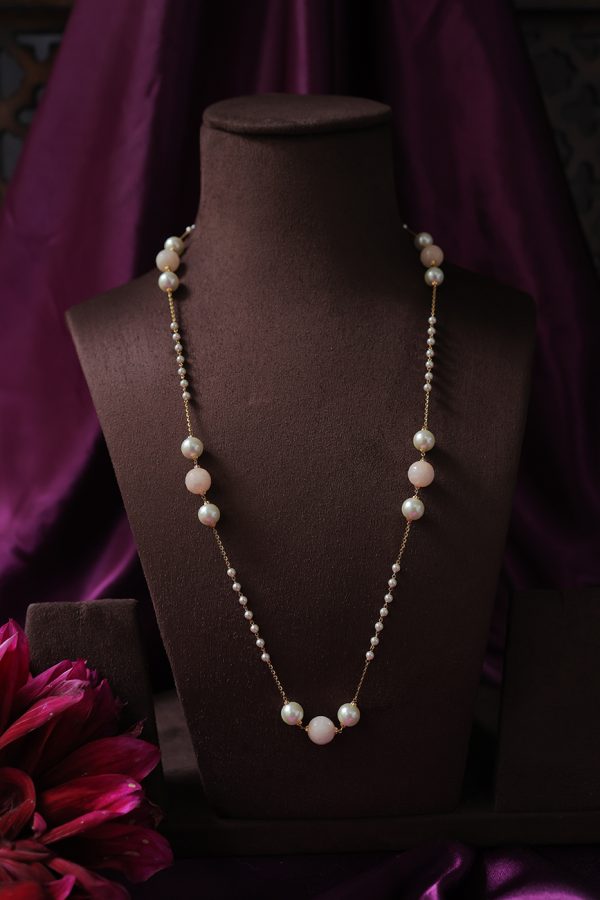 Pearls & Rose Quartz gold chain